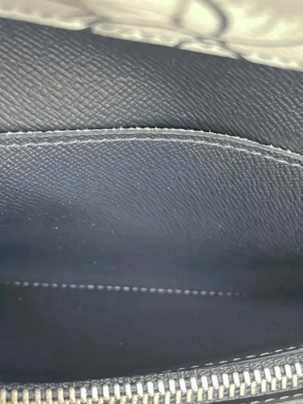 Louis Vuitton accessories	none note	